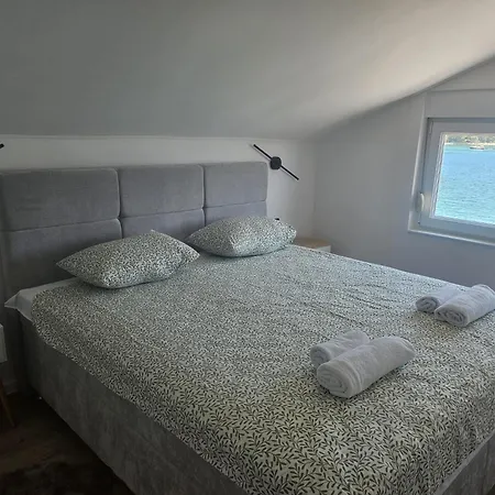 5m To Sea, Breathtaking View, Newly Renovated * 칼리